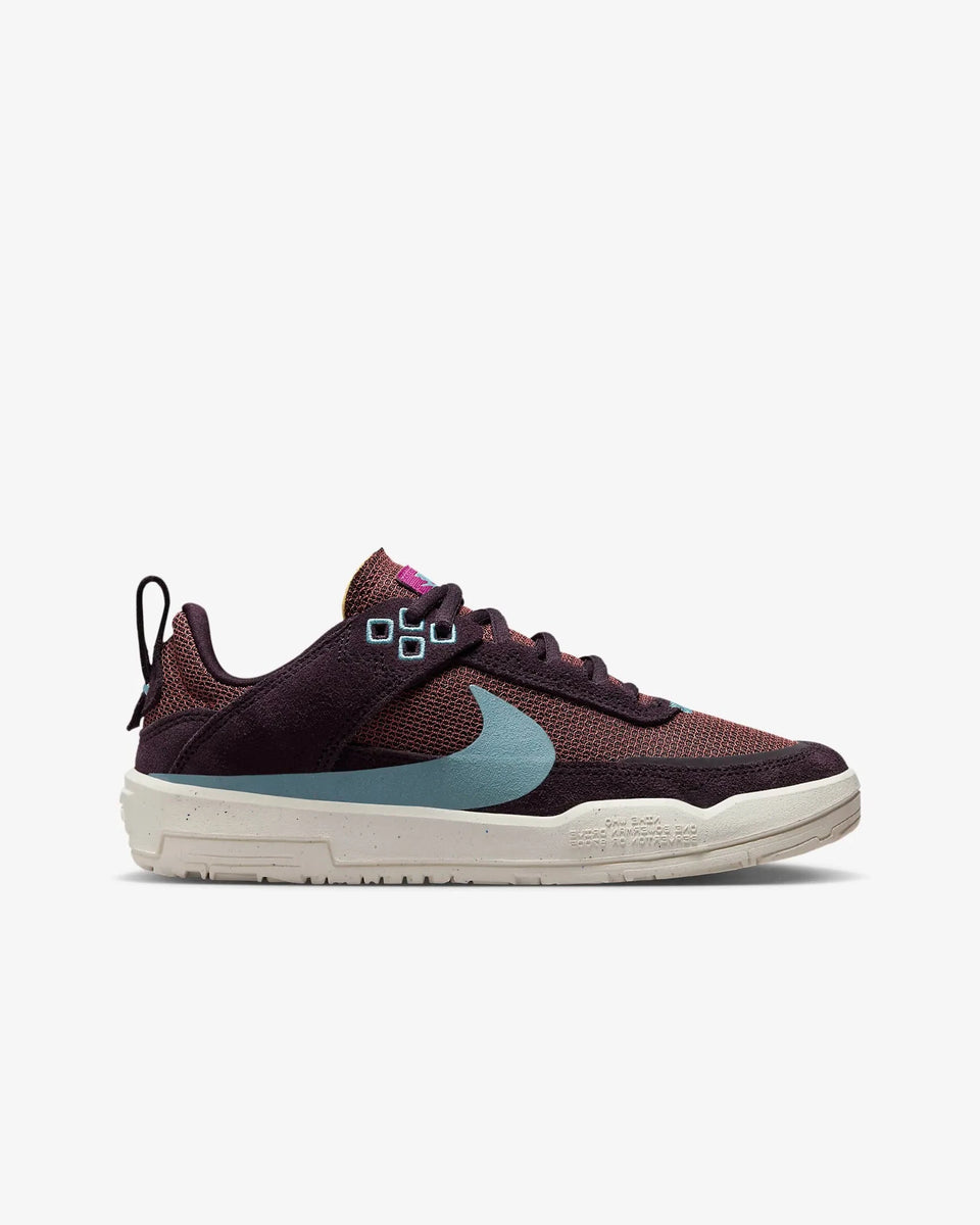 Nike SB Day One Big Kid's Skate Shoes - Burgundy Ash – FARGO