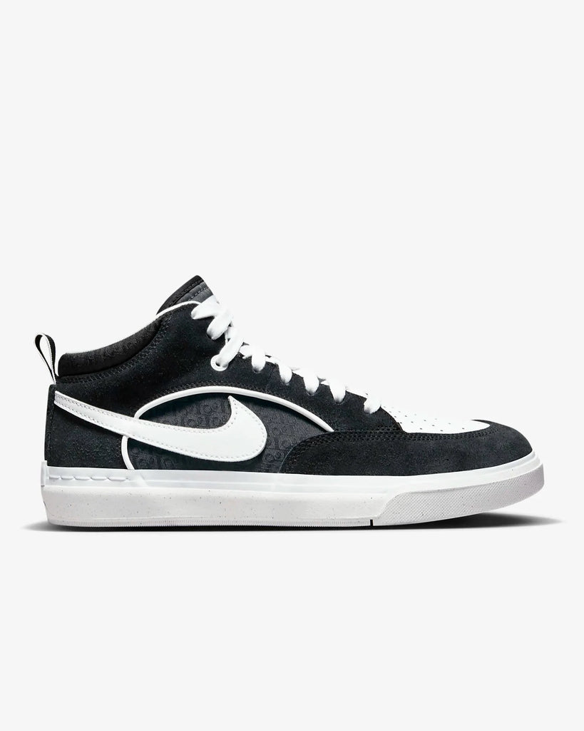 Nike SB React Leo Black White FARGO SKATEBOARDING