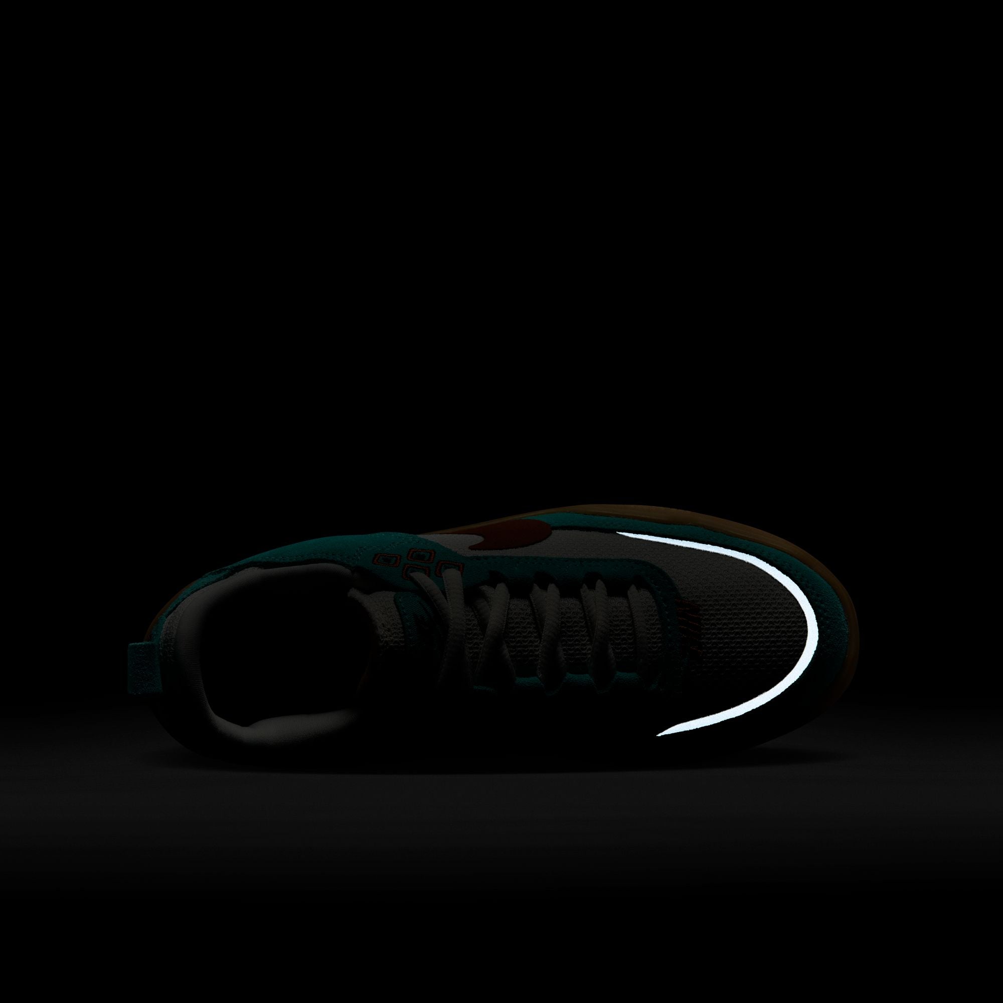 Nike SB Day One Big Kid's Skate Shoes - Green Frost/Dark Russet