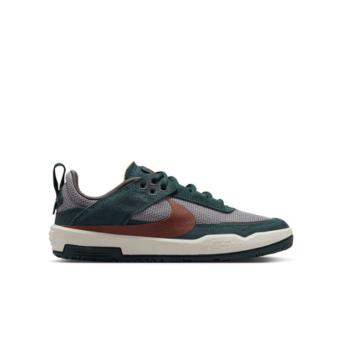 Nike SB Day One Big Kid's Skate Shoes - Seaweed/Red Sepia