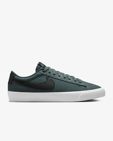 Nike SB Blazer Low Pro GT - Vintage Green/Black