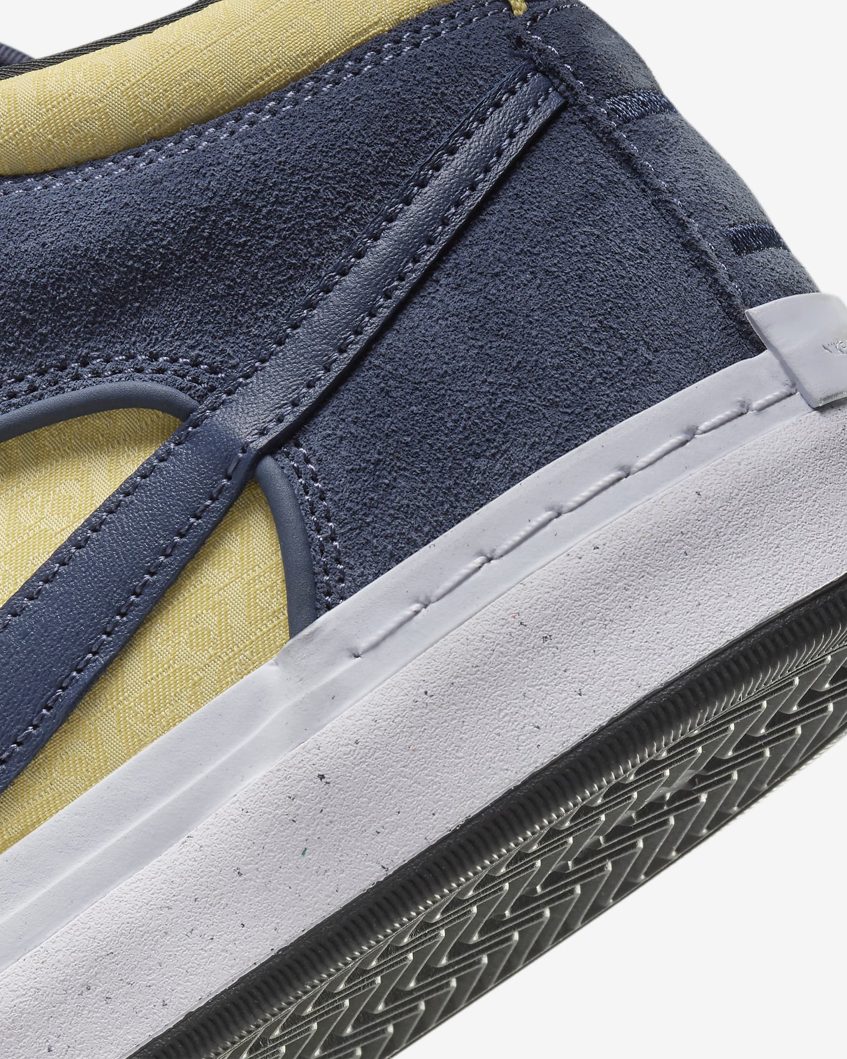 Nike SB React Leo - Thunder Blue/Saturn Gold